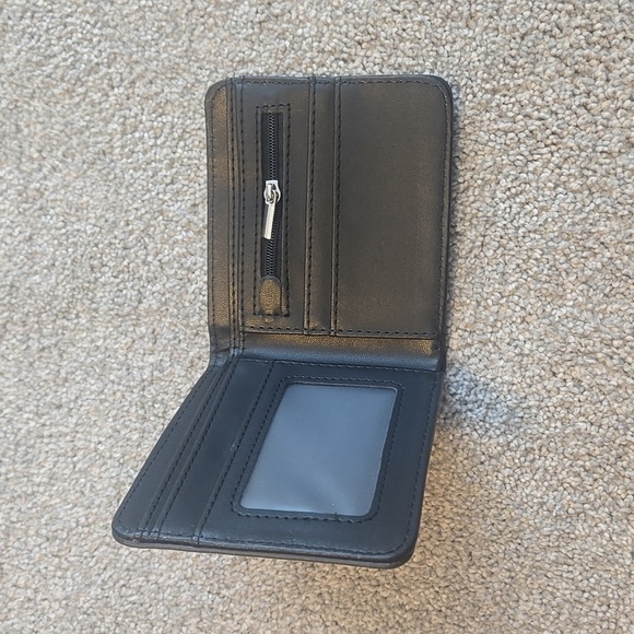 Pokémon Pikachu PleatherBlack Wallet - Picture 3 of 3